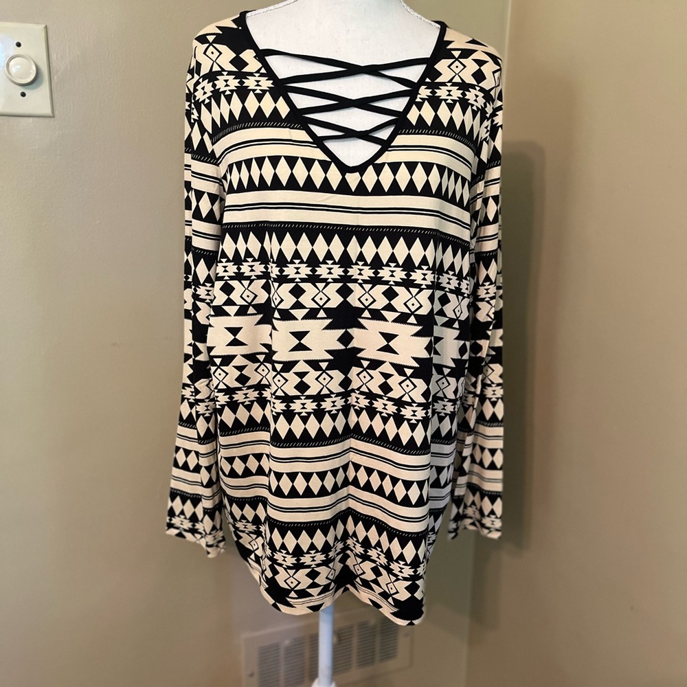 Signature Monochrome Tribal Long Sleeve Top